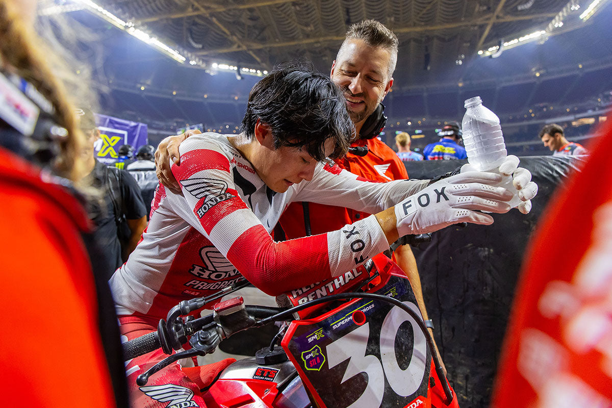 Jo Shimoda Captures SMX 250 Victory in St. Louis